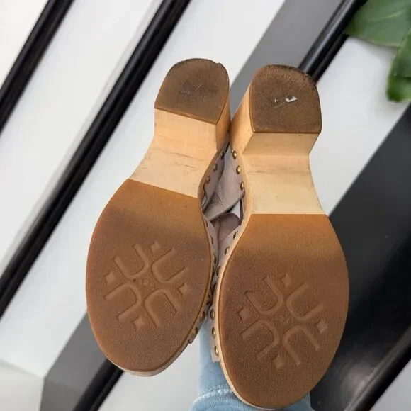 UGG Jennie Wedge Heels Sandals Soft Tan like new women’s 8 - Picture 8 of 8